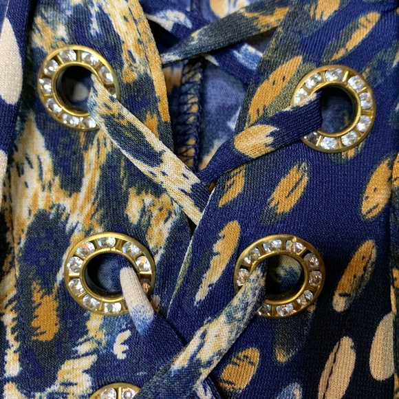 Chelsea & Theodore Blue Cream Modern Animal Print Top Women's Plus Size … - Picture 8 of 11